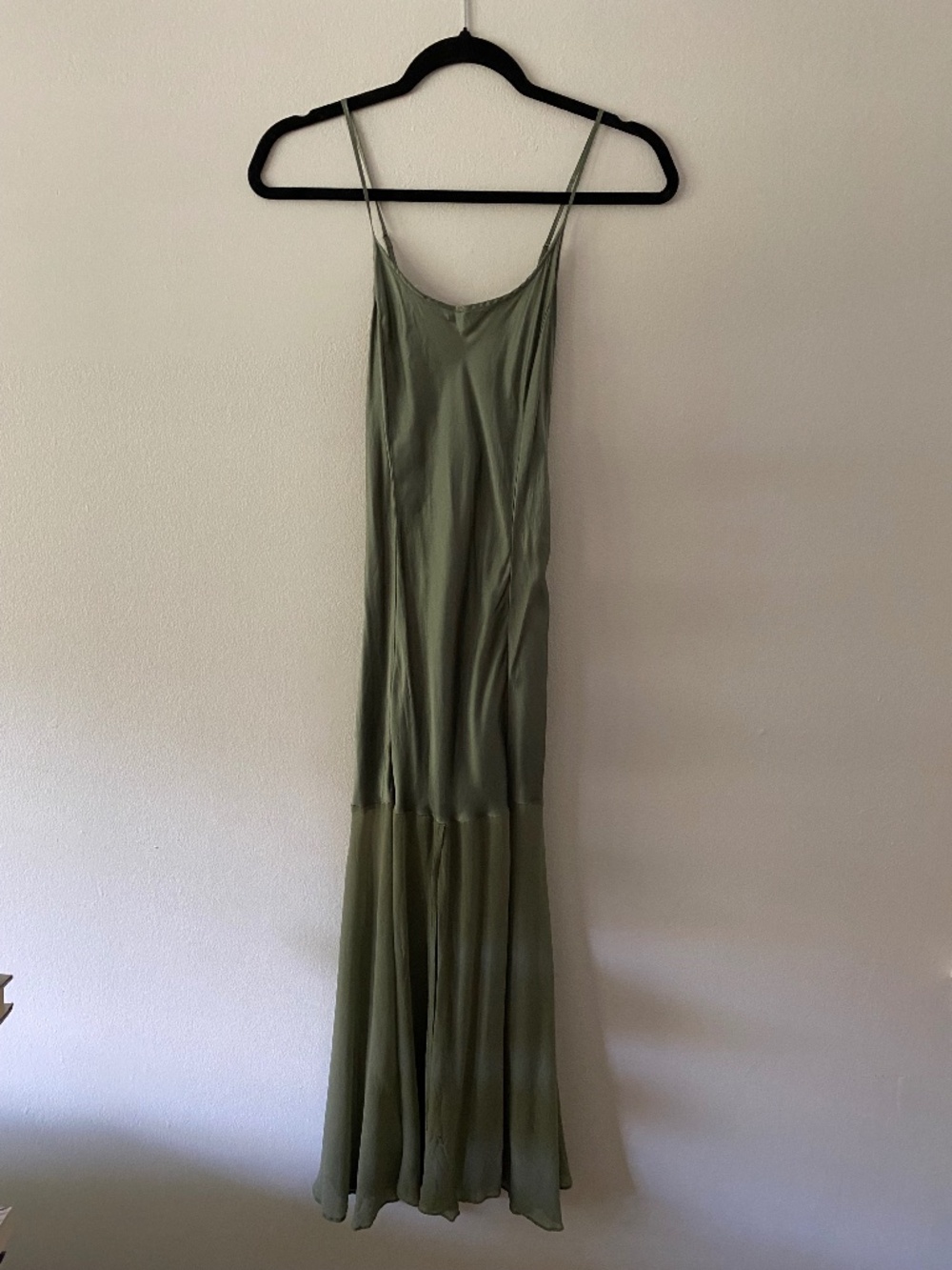 Vintage 1990s Victoria's Secret Gold Label 100% Silk Sage Maxi Slip M *read*
